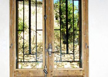 Reclaimed double entrance door by B3KM EcoDesign